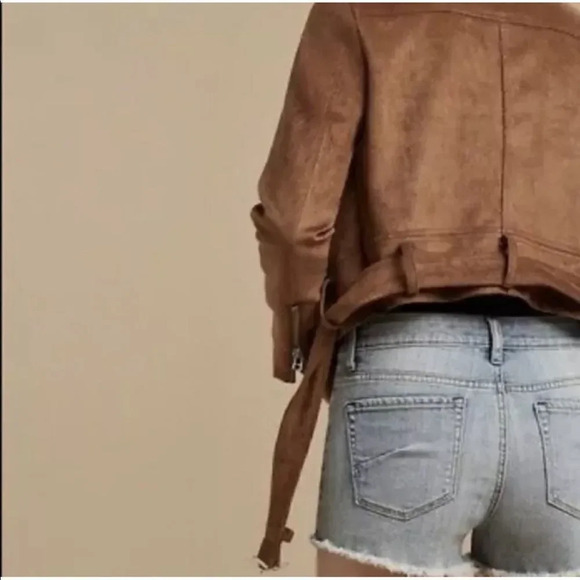 Talula denim light wash distressed shorts - Picture 7 of 15